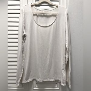 HALF-PRICE w/ any other item! Great basic!  White cotton Lands End tee